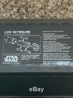 Disneyland Star Wars Galaxy's Edge Legacy Light Saber LUKE SKYWALKER & Blade