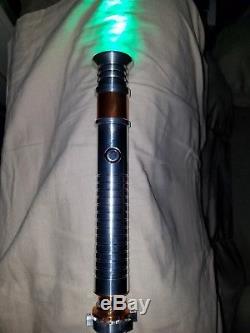 Green Tri-LED Lightsaber with Nano Biscotte sound & 24.5 medium blade