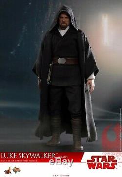 HOT TOYS MMS507 Star Wars The Last Jedi Luke Skywalker (Crait) 1/6 Figure