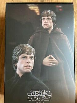 Hot Toys Luke Skywalker Return of The Jedi RotJ 1/6th Scale Collectible Figure
