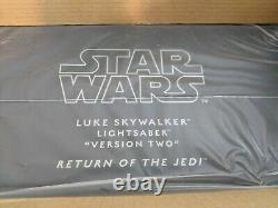 Master Replicas ROTJ V2 SE Luke Skywalker Lightsaber Signature SW-171 EFX