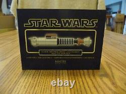 Master Replicas Star Wars Luke Skywalker. 45 Scaled Lightsaber SW-300 Brand new