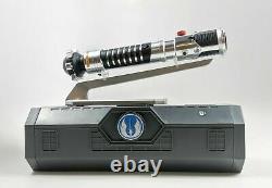 NEW Star Wars Galaxy's Edge OBI WAN KENOBI Legacy Lightsaber with26 Blade & Stand