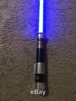 Obi-Wan Kenobi Signature Series Force FX Lightsaber with removable blade Hasbro
