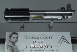 STAR WARS The Last Jedi REY lightsaber Rolightsaber NEW Jedi light saber