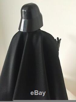 Sideshow Star Wars 1/6 Darth Vader / With 2 Hands And Light Saber / Loose