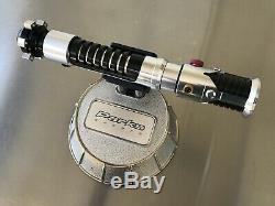 Star Wars Kenobi Skywalker Graflex lightsaber Hilt Prop With Metal Display