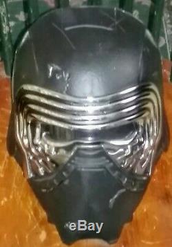 Star Wars Kylo Ren Electronic Voice Changing Helmet & Light Saber ORIGINAL BOX