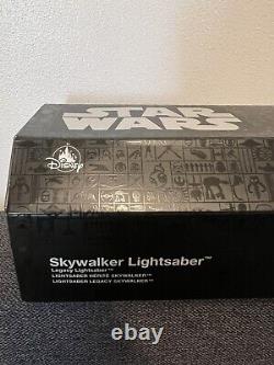 Star Wars Luke Skywalker Blue Legacy Lightsaber Galaxy Edge Disney
