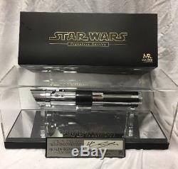 Star Wars Master Replicas Anakin Skywalker Lightsaber Signature Edition SW-121S