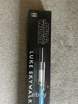 Star wars master replicas luke skywalker force fx lightsaber. SW-220