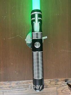 Ultrasabers Dark Apprentice LE V5 Lightsaber Consular Green, Sound Aluminum Hilt