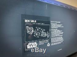 Disneyland Star Wars Galaxies Bord Ben Solo Héritage Lightsaber Nouvelle Et Scellée
