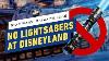 Disneyland Vous Permet De Compiler Un 200 Lightsaber Mais Won T Let You Play With Il