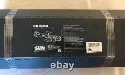 L'épée laser Star Wars Leia Organa Legacy. Disney Galaxy's Edge. Nouveau manche dans sa boîte.