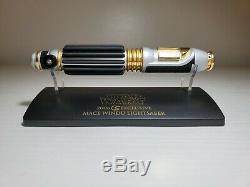 Master Replicas Star Wars Mace Windu. 45 Lightsaber Collectionneurs Society Limited