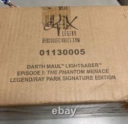 Sabre laser EFX Star Wars de Dark Maul dédicacé