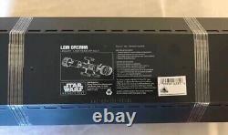 Star Wars Leia Organa Legacy Lightsaber. Bordure de la galaxie Disney. Nouveau manche dans sa boîte.