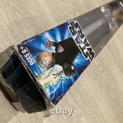 Star Wars Luke Skywalker Le Retour du Jedi Ultimate FX Sabre Laser, Boîte