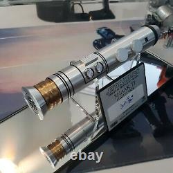 Star Wars Master Replicas Style Rots Shaak-ti Lightsaber Edition Signature