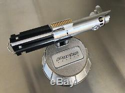 Star Wars Skywalker Graflex Replica Esb Sabre Laser Avec Affichage Poignée Accessoire Métallique
